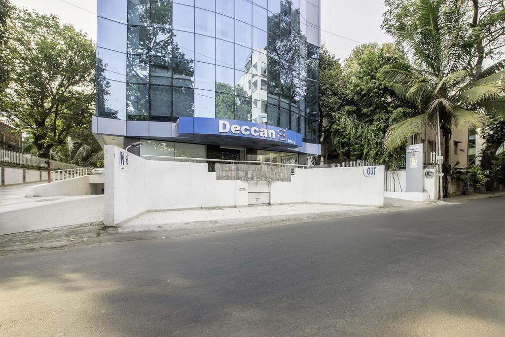 Deccan 8 Pune Bagian luar foto